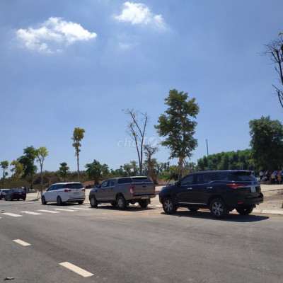 Bán 2 Lô Trục Công Viên 21M, KDC Phú Điền, QN