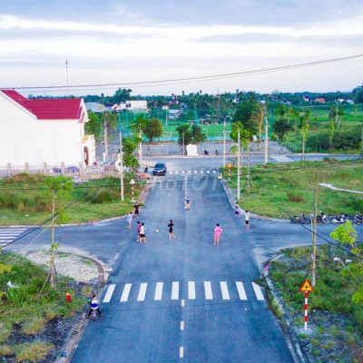 Sở hữu lô góc ngã tư ,KDC sầm uất, giá rẻ hơn TT