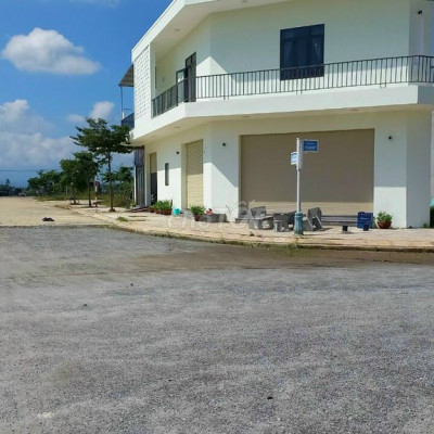 Bán lô đất 10x25 trung tâm thị trấn Sông Vệ