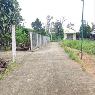 Chính chủ bán lô đất ngay UBNDNghĩa Thắng,Q.Ngãi