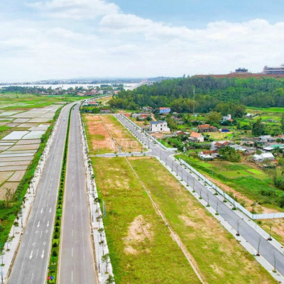 Đất đường ven biển Bắc Nam 36m TP Quảng Ngãi,sổ đỏ