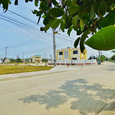 Lô biệt thự siêu đẹp Bình Sơn, Giá 6,5tr/m2 sẵn sổ