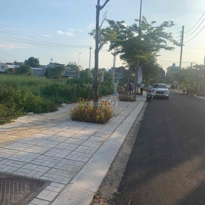 2 lô liền kề 250m2 mặt tiền Nguyễn Tri Phương