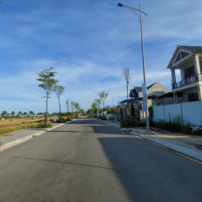 Bán đất Biển 1 tỷ 8 đường 13,5m, sở hữu lâu dài