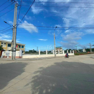 MUA ĐẤT TẶNG VÀNG NGAY KHU KINH TẾ DUNG QUẤT