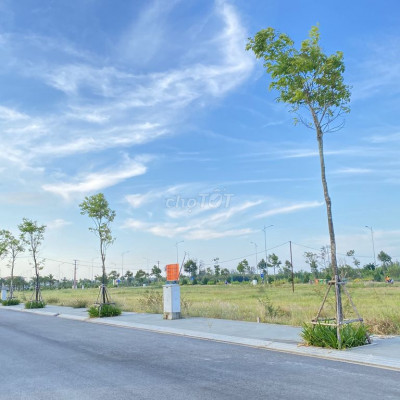 ĐẤT BIỂN QUẢNG NGÃI,ĐƯỜNG 36M HOÀNG SA