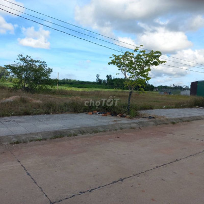 Đất ở 5x25m khu tái định cư Cây Trâm Bình Long