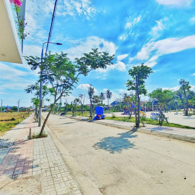 3 lô liền kề view công viên kdc Đông yên Bình Sơn