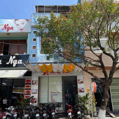 cho thuê mặt bằng kinh doanh trung tâm Qngai