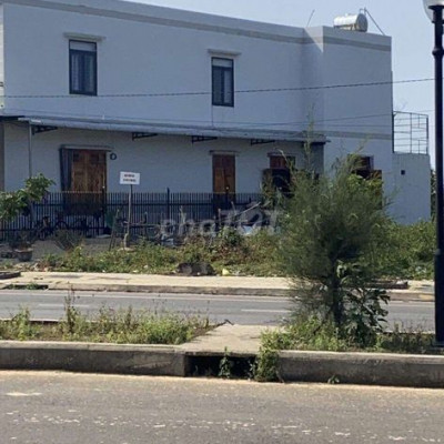 Chính chủ cần bán gấp lô đất mt đường nhựa 40m