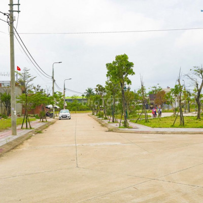 Siêu phẩm đất nền giá rẻ. Chỉ có Đông Yên Bình Sơn