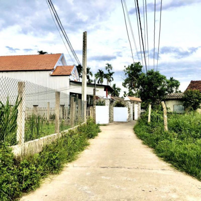 Chủ đi sài gòn lập nghiệp bán rẻ lô đất lấy vốn.