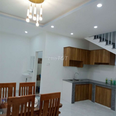 Nhà Quảng Phú cần bán