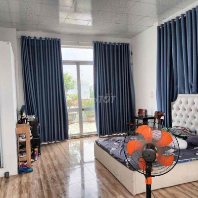 Căn hộ nguyên căn lầu 2