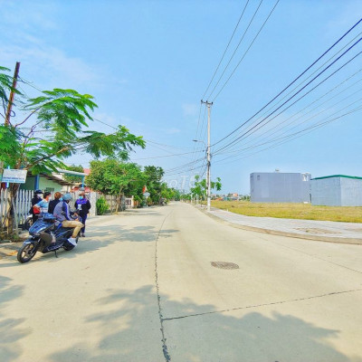 một lô Đông Yên, đối diện CV giá 850tr