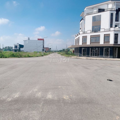 Quá dễ dàng khi mua nhà 5 tầng tại TTTP Quảng Ngãi