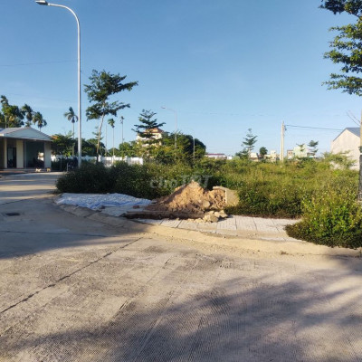 Bán lô góc DT 7x20m dự án Tây Sông Vệ giá 770triệu