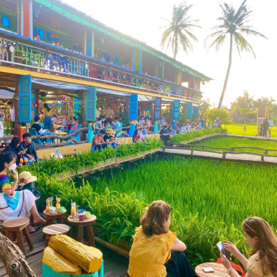 Bán lô 2 mặt tiền 328m2 thích hợp mở quán cà phê