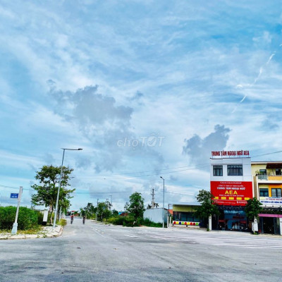 Chủ bán lô 100m2 ở Tư Nghĩa cho con tiền nhập học