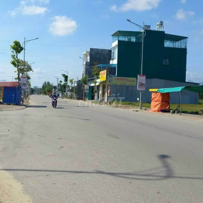 Chính chủ bán nhanh lô đất mặt tiền đường 20m5