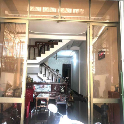 Nhà 3 tầng hẻm trung tâm thành phố