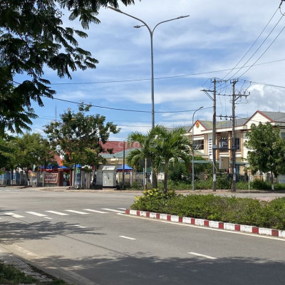 Tin nóng phỏng tay - Mua ngay kẻo hết