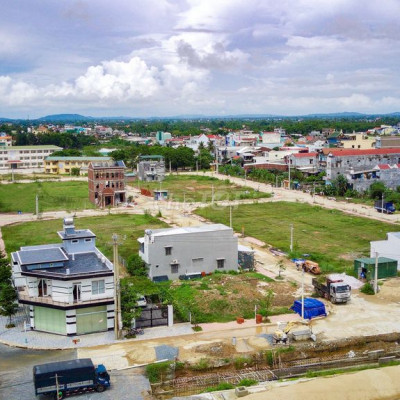 Bán đất 2 diện bê tông gầnvKDC Vườn Xùi, Giá 450tr