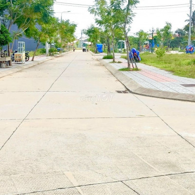 Bán đất nền Bình Sơn -  ngay Trung tâm hành chính