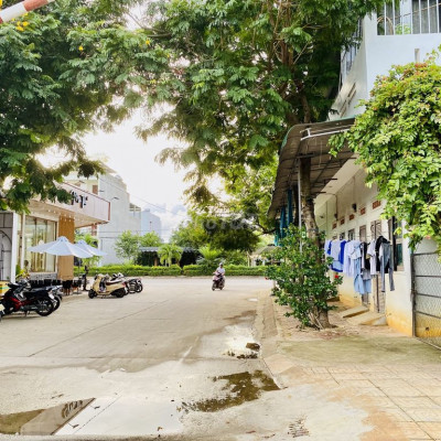 Chủ bán 100m2 ngay quán CF Quý Thịnh La Hà