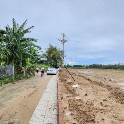 280 tr có ngay lô  đất  view Sông gần KDL