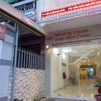 Bán nhà mặt tiền kinh doanh đường Nguyễn Huệ