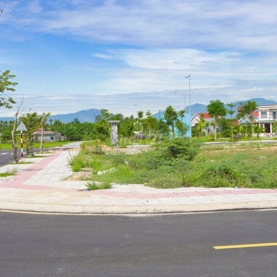 Thanh toán 680triệu(50%) sở hữu lô đất TT La Hà