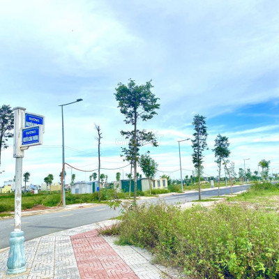 Bán lô đất bên cạnh quảng trường Tư Nghĩa, QNgãi