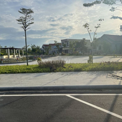 Đất Tư Nghĩa, Quảng Ngãi