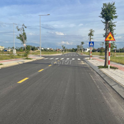 Bán đất liền kề quảng trường huyện tư nghĩa