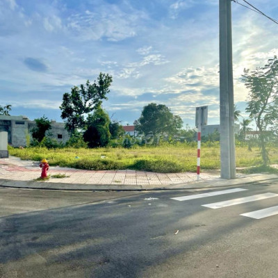 Bán lô đất cực đẹp ngay Trường ĐH Tài chính KT3