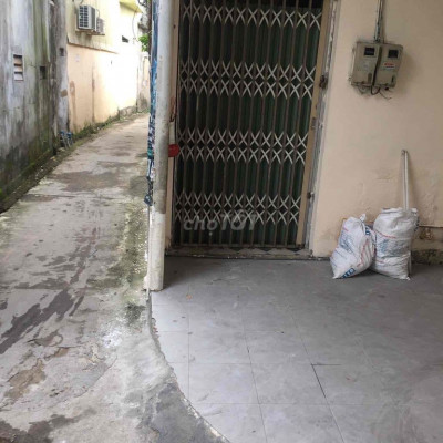 Cho thuê nhà gần mặt tiền đường Quang Trung