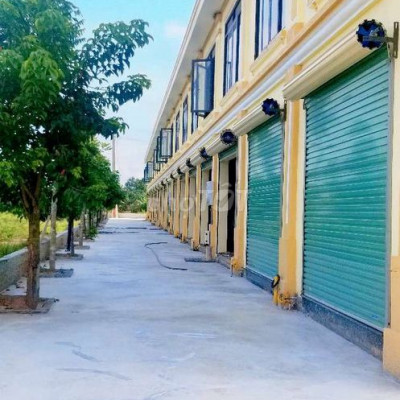 Sang nhượng mặt bằng kinh doanh đã có nhà 2 tầng