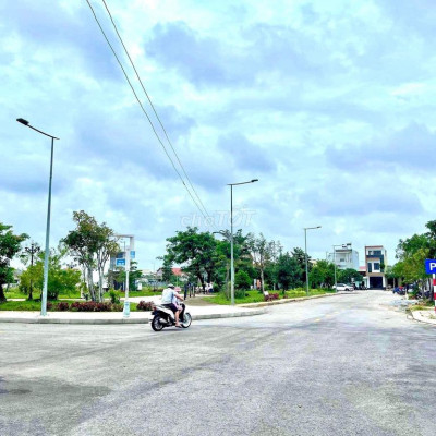 Bán đất La Hà-Tư Nghĩa LK Trường học+ Quảng trường