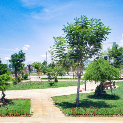 Bán đất DT 5x20m gần quảng trường La Hà giá 1ty4xx