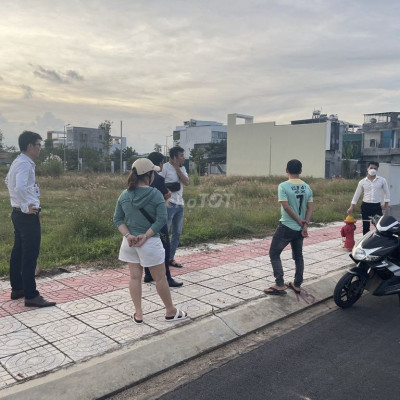 Bán 2 lô đất đối diện Quảng trường Tư Nghĩa Q.Ngãi