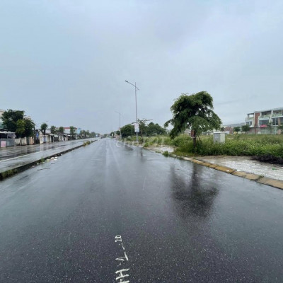 MẶT TIỀN QUỐC LỘ 1A DIỆN TÍCH RỘNG KHU ĐÔNG DÂN CƯ