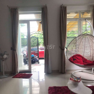 Bán nhà mặt tiền ngang 6m phường Nghĩa Lộ