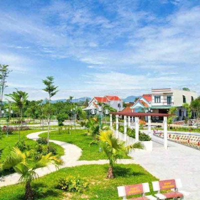 LÔ ĐẤT MẶT TIỀN QUẢNG TRƯỜNG TƯ NGHĨA, QUẢNG NGÃI