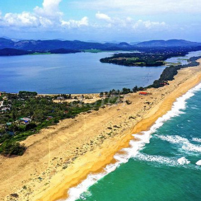 180 TRIỆU/500M2 ĐẤT BIỂN LIỀN KỀ KCN DUNG QUẤT