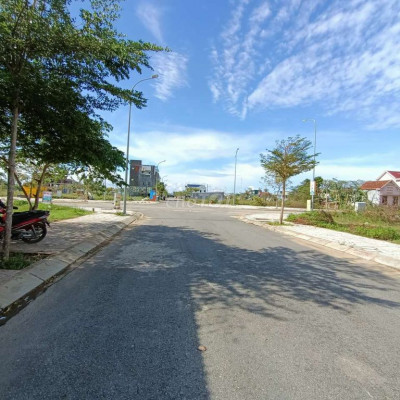 Lô mặt tiền đường 21m khu An Phú Mộ Đức Quảng Ngãi