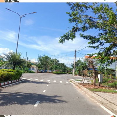Quang Ngai Bán lô  đường lớn trung tâm Mộ Đức