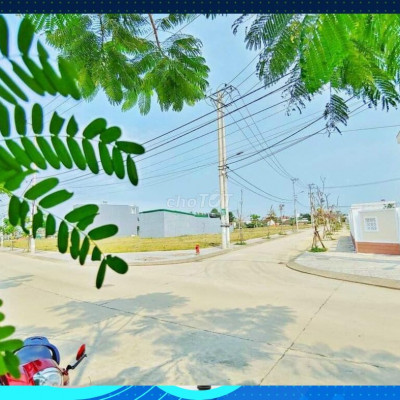 Hơn 300m2 đất ở hoàn toàn gần khu kt Dung Quất