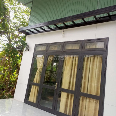 Nguyên căn, vườn rộng, thoáng mát,yên tĩnh an ninh