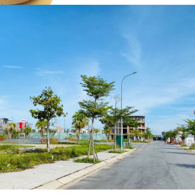 Quang Ngai, lô đất trung tâm tt Mộ Đức,gần quốc lộ